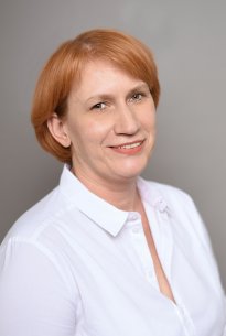 Dr. Mező Anita