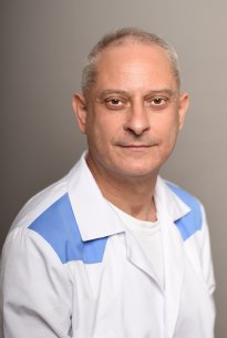Professzor Dr. Holló Gábor