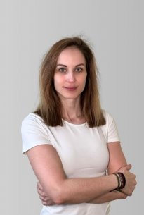 Császár Bettina