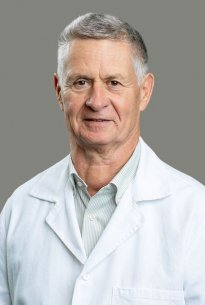 Dr. Farkas Viktor